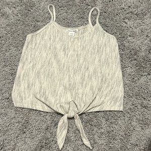 White&Grey Casual Top, Brand: Caution to the wind, Size: Women’s Small